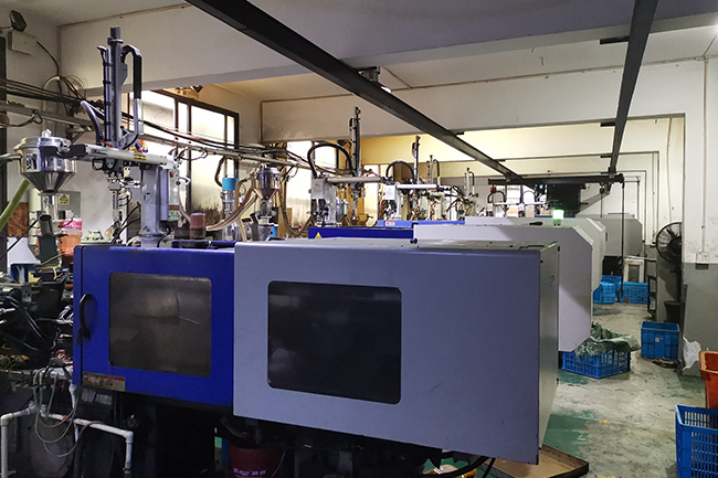 shengyou胜游官网司是一家专注于胜游（中国）拖链系统,坦克链,钢铝拖链,工程塑料拖链,钢制拖链,工程拖链的拖链厂家,联系电话:15916891777 / 15112854777