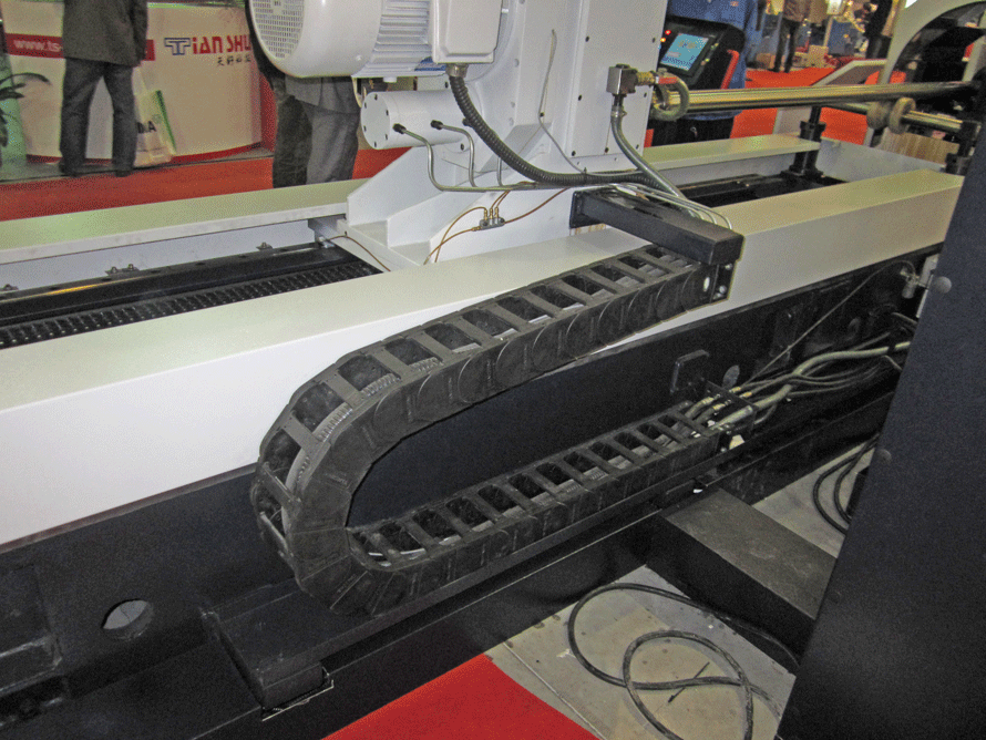 胜游（中国）拖链案例