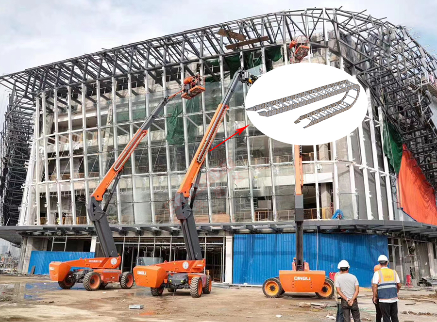 1625905581799987.jpg 高空作业车2.jpg