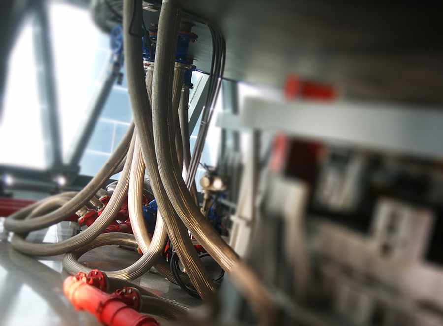 1628933681675729.jpg 金属软管11ew.jpg