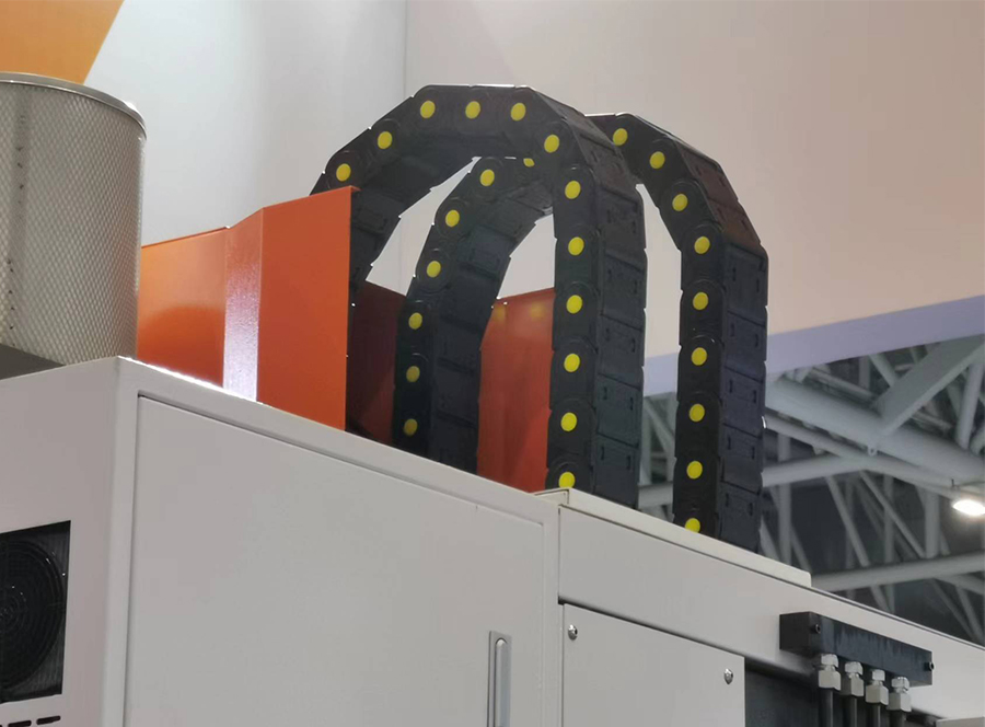 1719546042462486.jpg 拖链12564.jpg